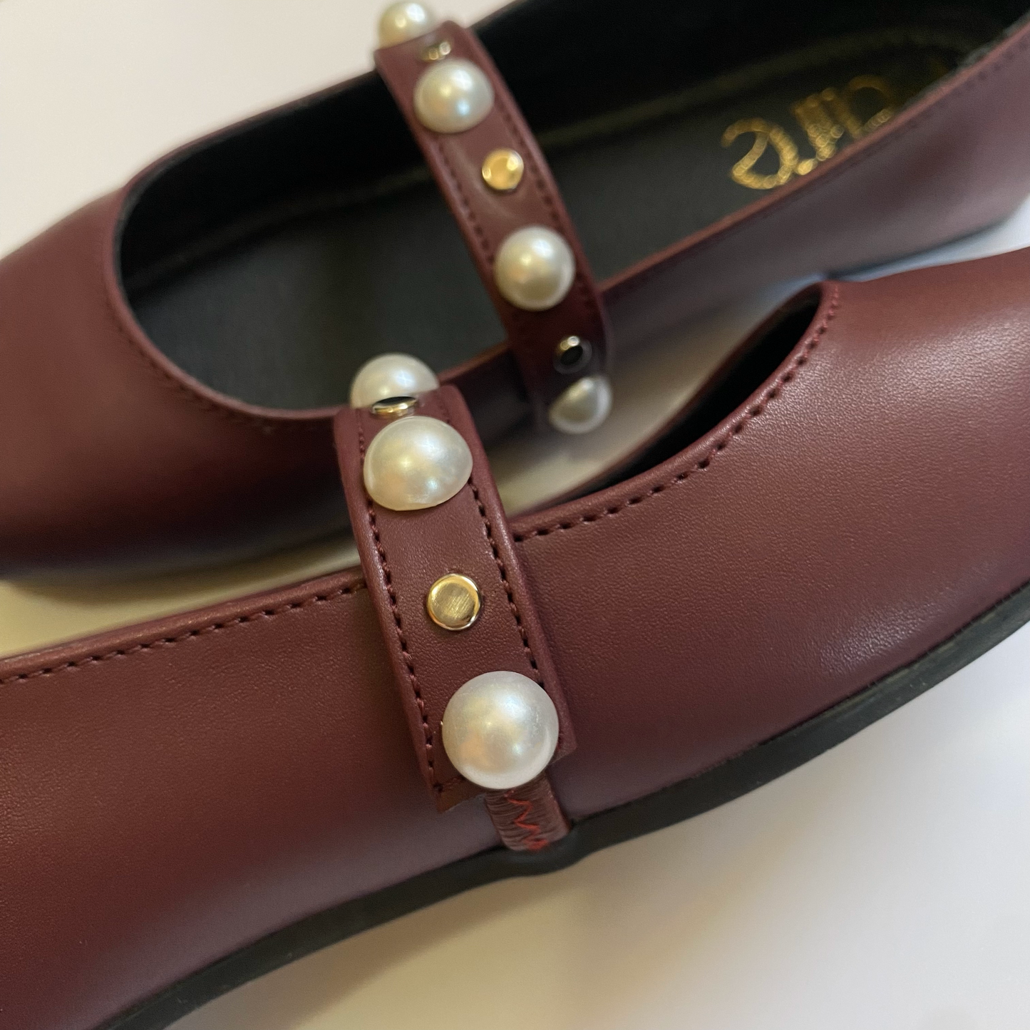 Marsella burgundy